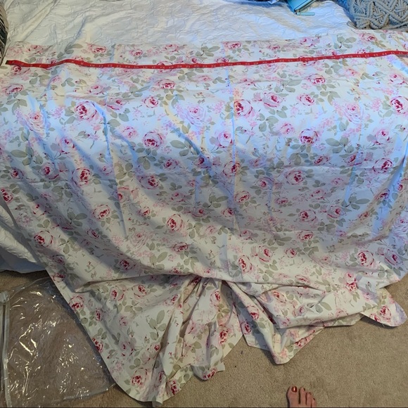 Simply Shabby Chic Rosalie Curtain - Picture 6 of 8